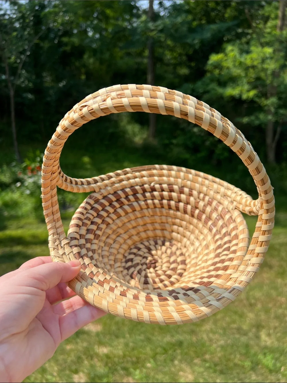 Vintage Charleston South Carolina Sweetgrass Bullrush Gullah Handwoven Basket